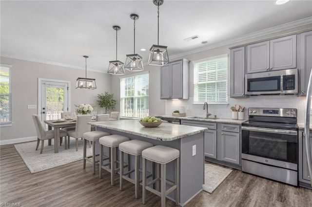 1408 Farm Ridge Road, Kernersville, NC 27284