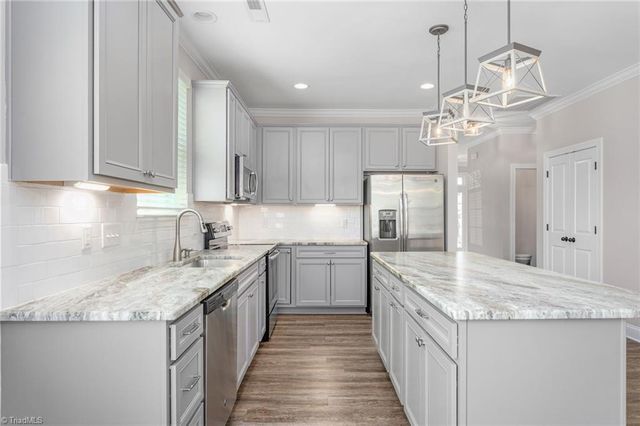 1408 Farm Ridge Road, Kernersville, NC 27284