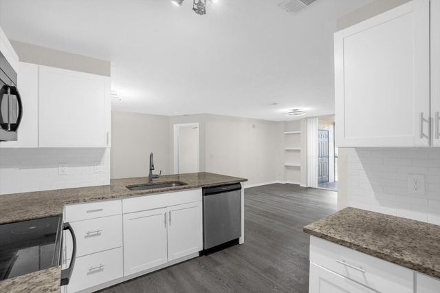 7606 PISSARRO DRIVE 14204, Orlando, FL 32819