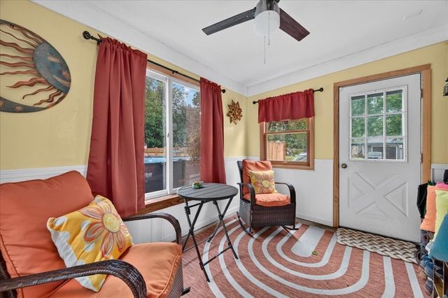 29 Beeden Rd, Westport, MA 02790