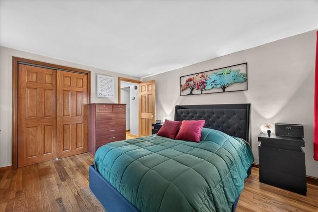 29 Beeden Rd, Westport, MA 02790