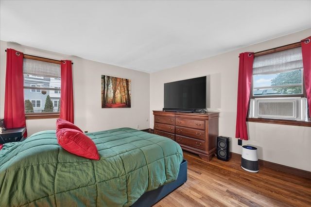 29 Beeden Rd, Westport, MA 02790