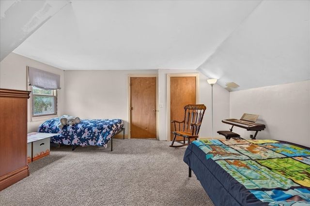 29 Beeden Rd, Westport, MA 02790