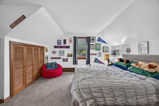 29 Beeden Rd, Westport, MA 02790