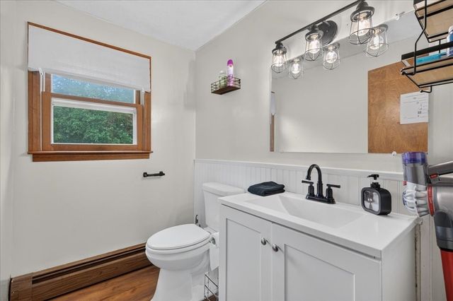 29 Beeden Rd, Westport, MA 02790