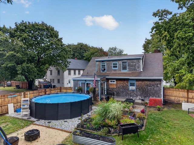 29 Beeden Rd, Westport, MA 02790