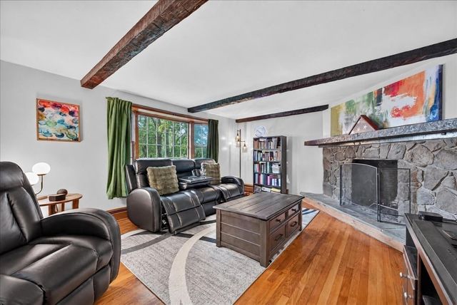 29 Beeden Rd, Westport, MA 02790