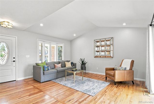 1721 E Phillips Avenue, Centennial, CO 80122