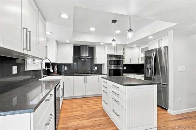 1721 E Phillips Avenue, Centennial, CO 80122
