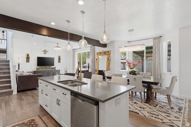 21 W SWAINSON AVE, Saratoga Springs, UT 84045