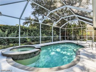 2554 Outrigger LN, Naples, FL 34104