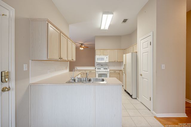 303 Turtledove, Kyle, TX 78640