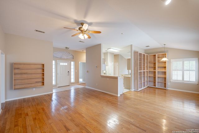 303 Turtledove, Kyle, TX 78640