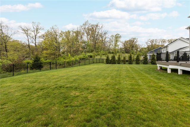 521 Cambridge Ct, Pine Twp, PA 15090