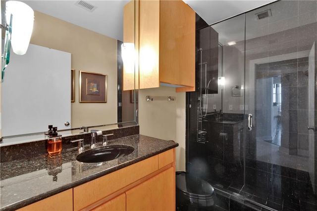 2828 Peachtree NW Road 1402, Atlanta, GA 30305