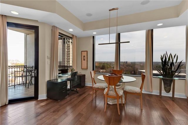 2828 Peachtree NW Road 1402, Atlanta, GA 30305