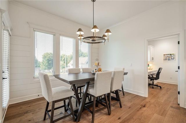4209 NE Hideaway Drive, Lee's Summit, MO 64064