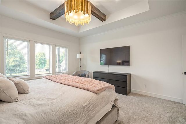 4209 NE Hideaway Drive, Lee's Summit, MO 64064