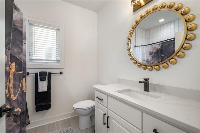 4209 NE Hideaway Drive, Lee's Summit, MO 64064