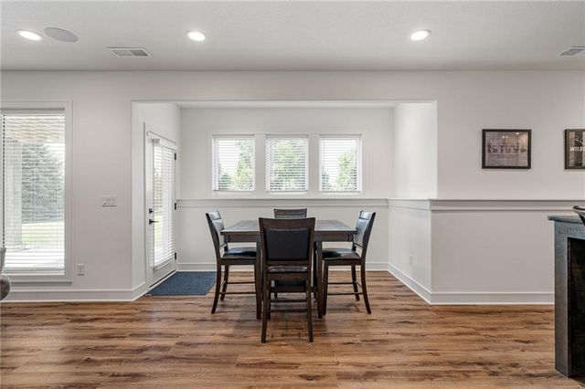 4209 NE Hideaway Drive, Lee's Summit, MO 64064