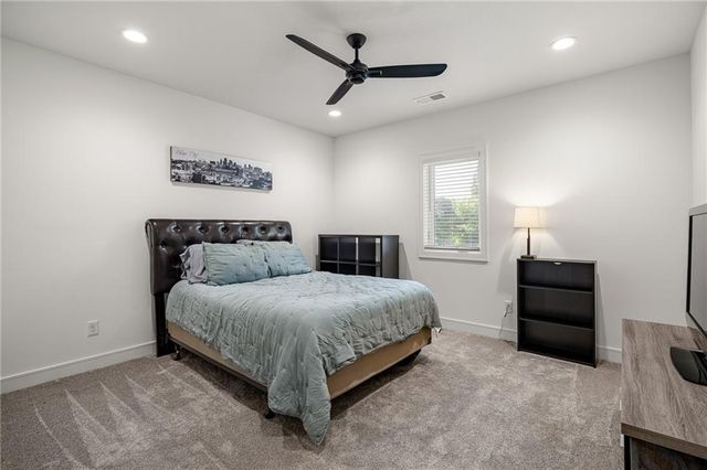 4209 NE Hideaway Drive, Lee's Summit, MO 64064