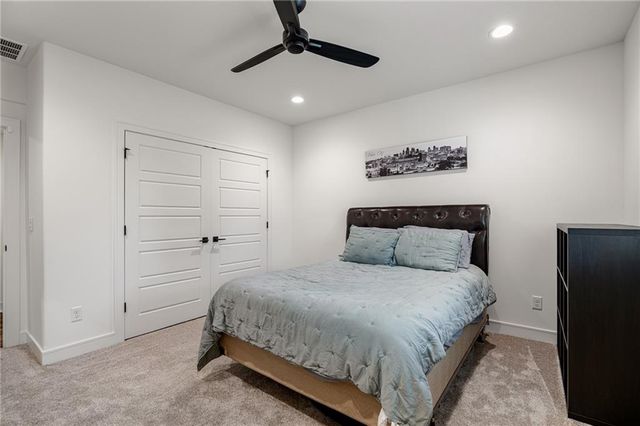 4209 NE Hideaway Drive, Lee's Summit, MO 64064