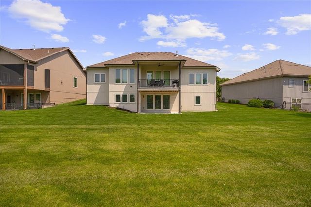 4209 NE Hideaway Drive, Lee's Summit, MO 64064