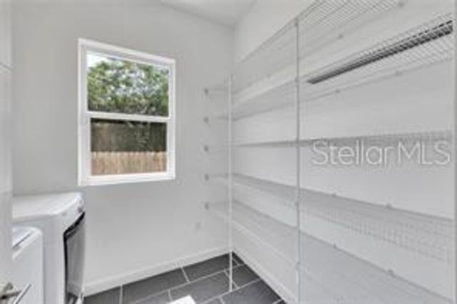 4524 RIVERWOOD AVENUE, Sarasota, FL 34231