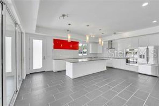 4524 RIVERWOOD AVENUE, Sarasota, FL 34231