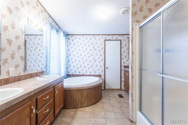 3166 Quiet Forest Drive, Imperial, MO 63052