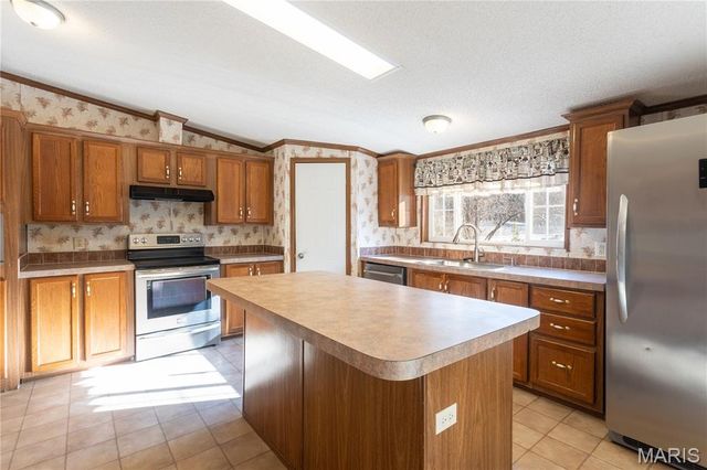 3166 Quiet Forest Drive, Imperial, MO 63052