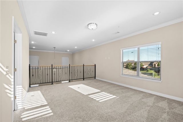 1737 W Broadway Place, Rogers, AR 72758