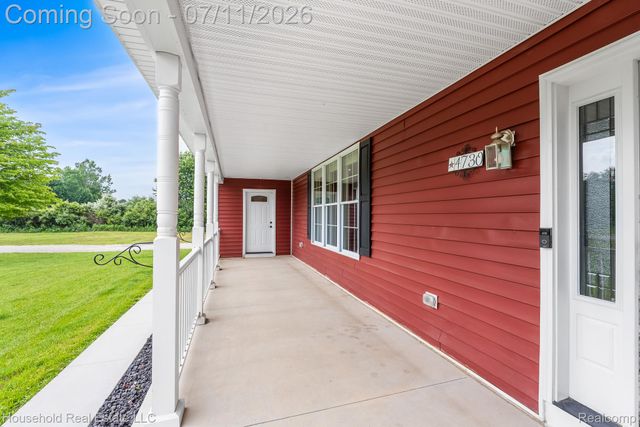 4730 River Hill Drive, China Township, MI 48054