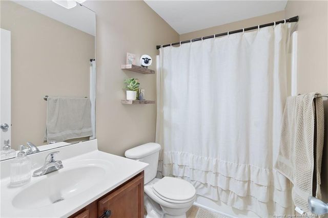 46 Old English Lane, Spring Lake, NC 28390