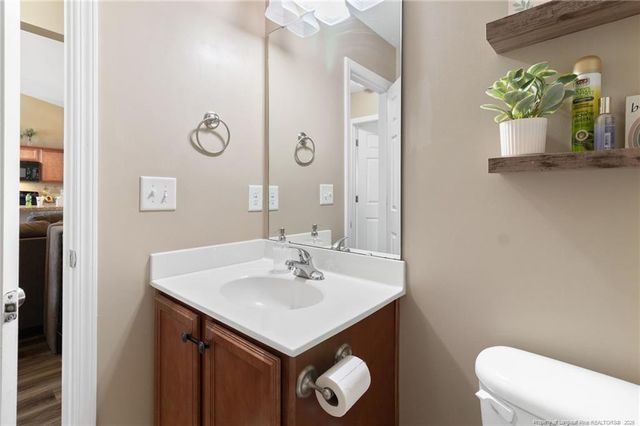 46 Old English Lane, Spring Lake, NC 28390