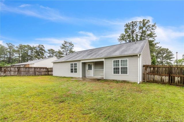 46 Old English Lane, Spring Lake, NC 28390