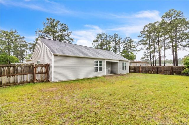 46 Old English Lane, Spring Lake, NC 28390