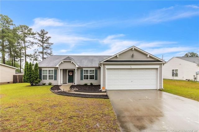 46 Old English Lane, Spring Lake, NC 28390