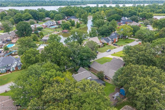 8808 Canterbury, Fort Smith, AR 72903