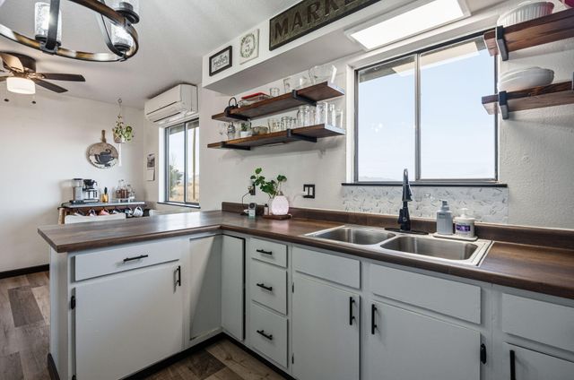 1257 Dinkle Road 1257, Stanley, NM 87056