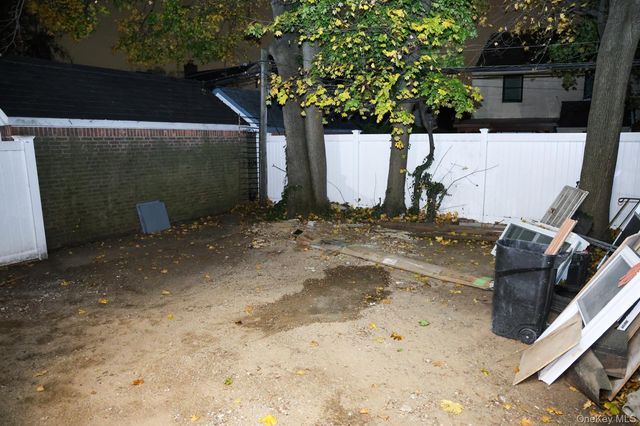 11546 220th Street, Cambria Heights, NY 11411