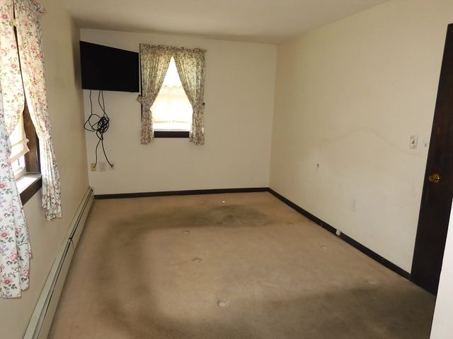 146 Bridle Rd, Billerica, MA 01821