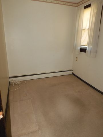 146 Bridle Rd, Billerica, MA 01821