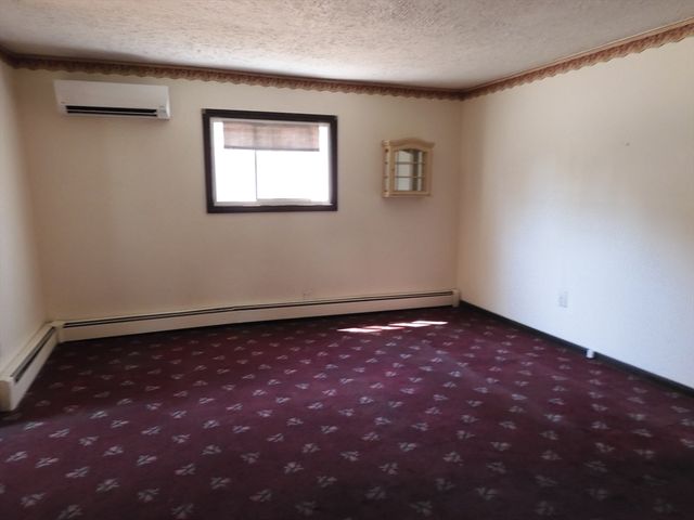 146 Bridle Rd, Billerica, MA 01821