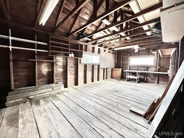 621 W C Street, Iron Mountain, MI 49801