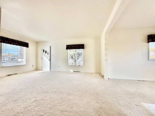 621 W C Street, Iron Mountain, MI 49801