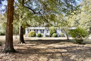 1135 Birch Drive, Summerton, SC 29148
