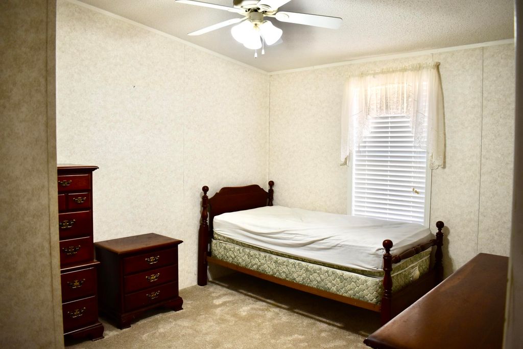 Image 26 of property listing at 1135 Birch Drive, Summerton, SC 29148