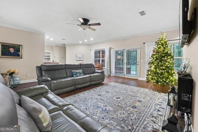 2784 Autumn Ridge Lane, Waycross, GA 31501