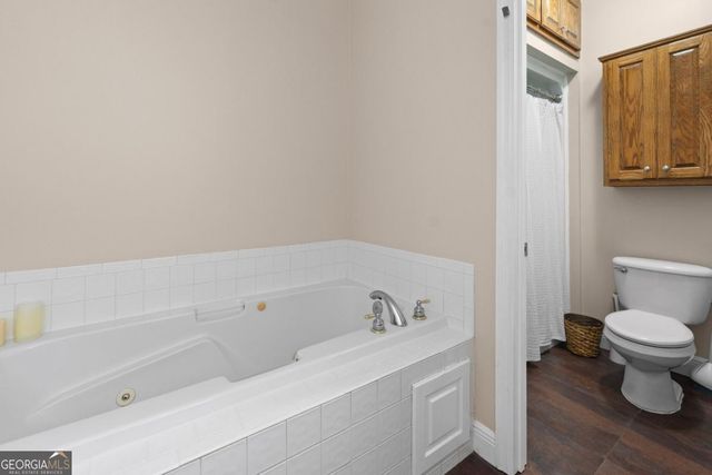 2784 Autumn Ridge Lane, Waycross, GA 31501
